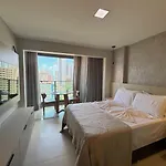 Beach Class Meireles - Apto De Luxo